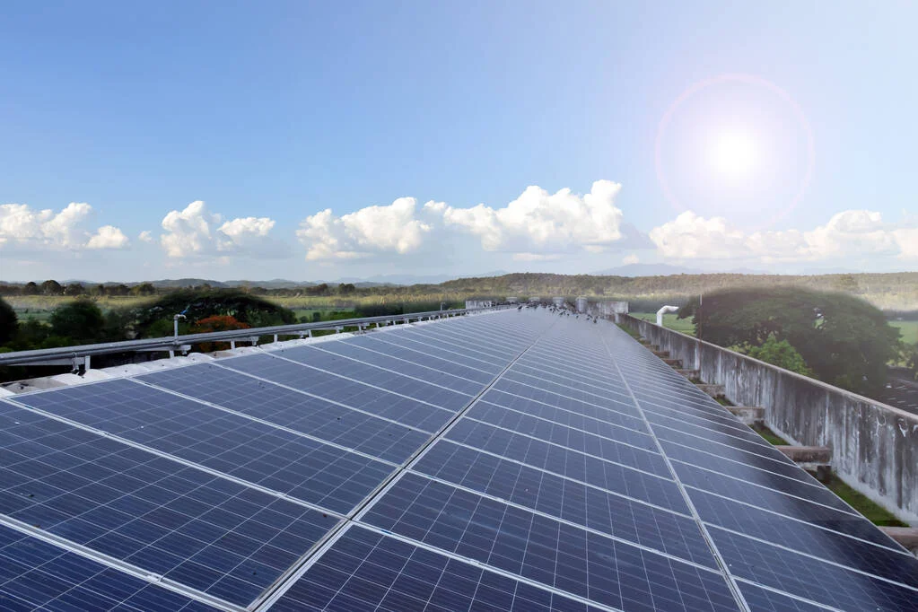 largest solar farm in america
