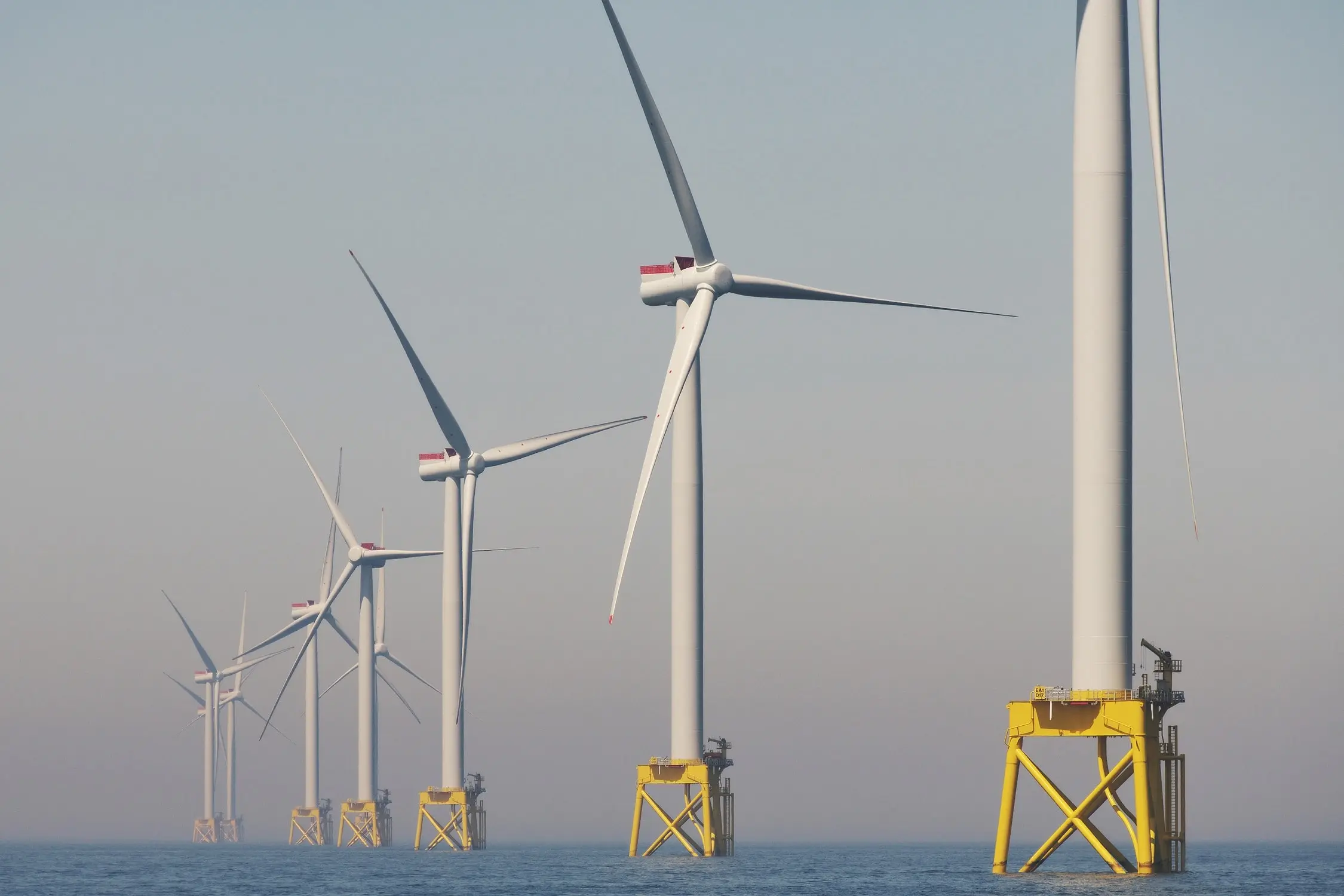 Amazon Partners with Iberdrola to Procure 159 MW of Power from East Anglia 3 Offshore Windfarm