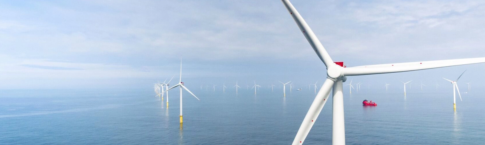 Equinor Approves to Expand Norfolk Offshore Wind Farms in UK