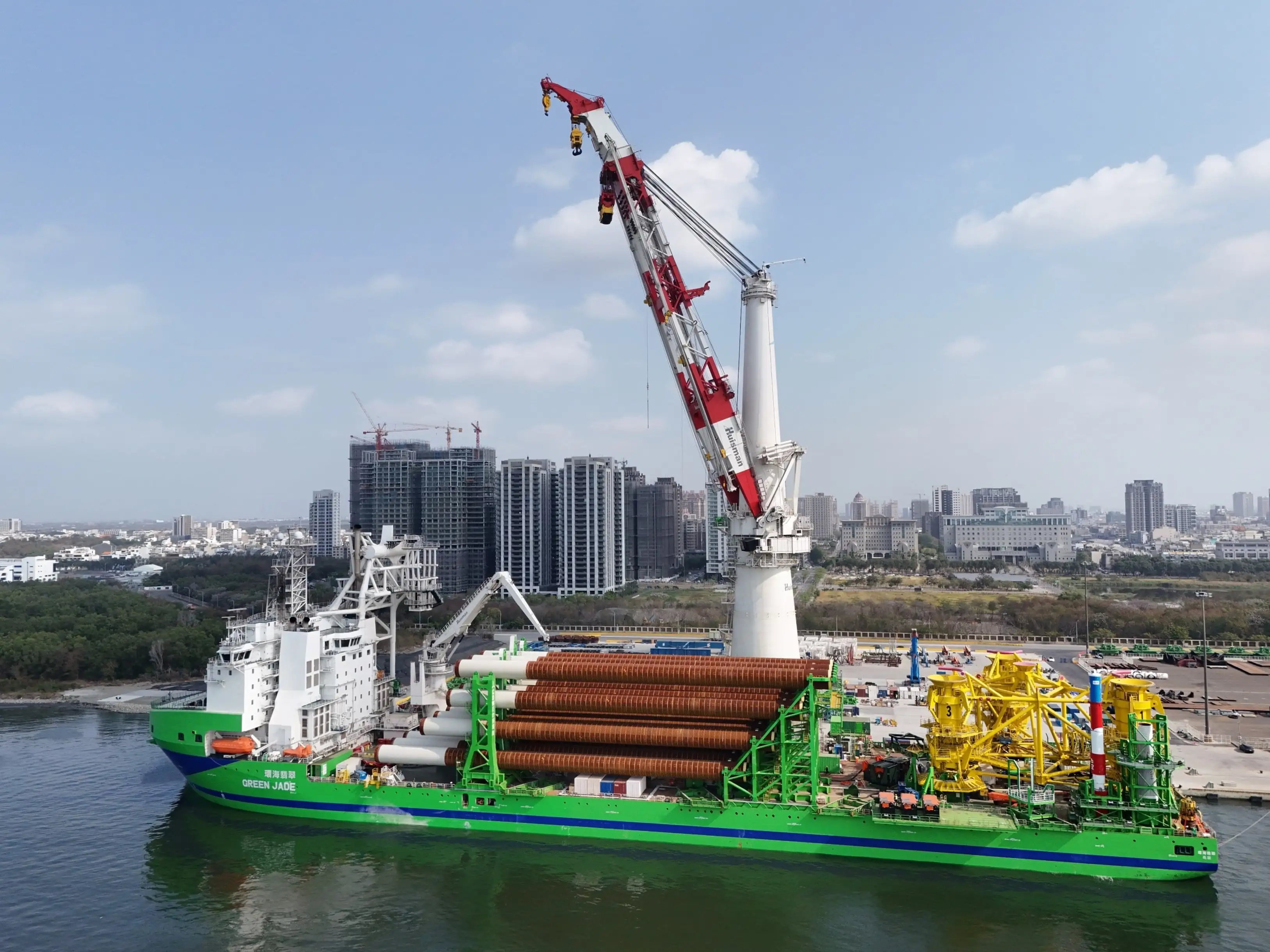 Taiwans 1 GW Hai Long Offshore Windfarm Commences Construction