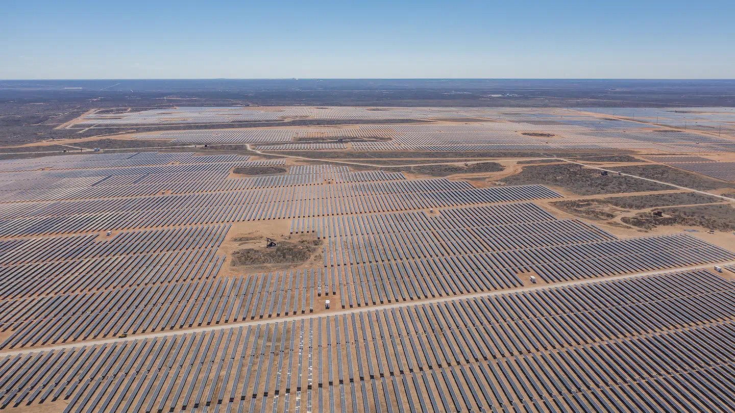 biggest solar farm in us