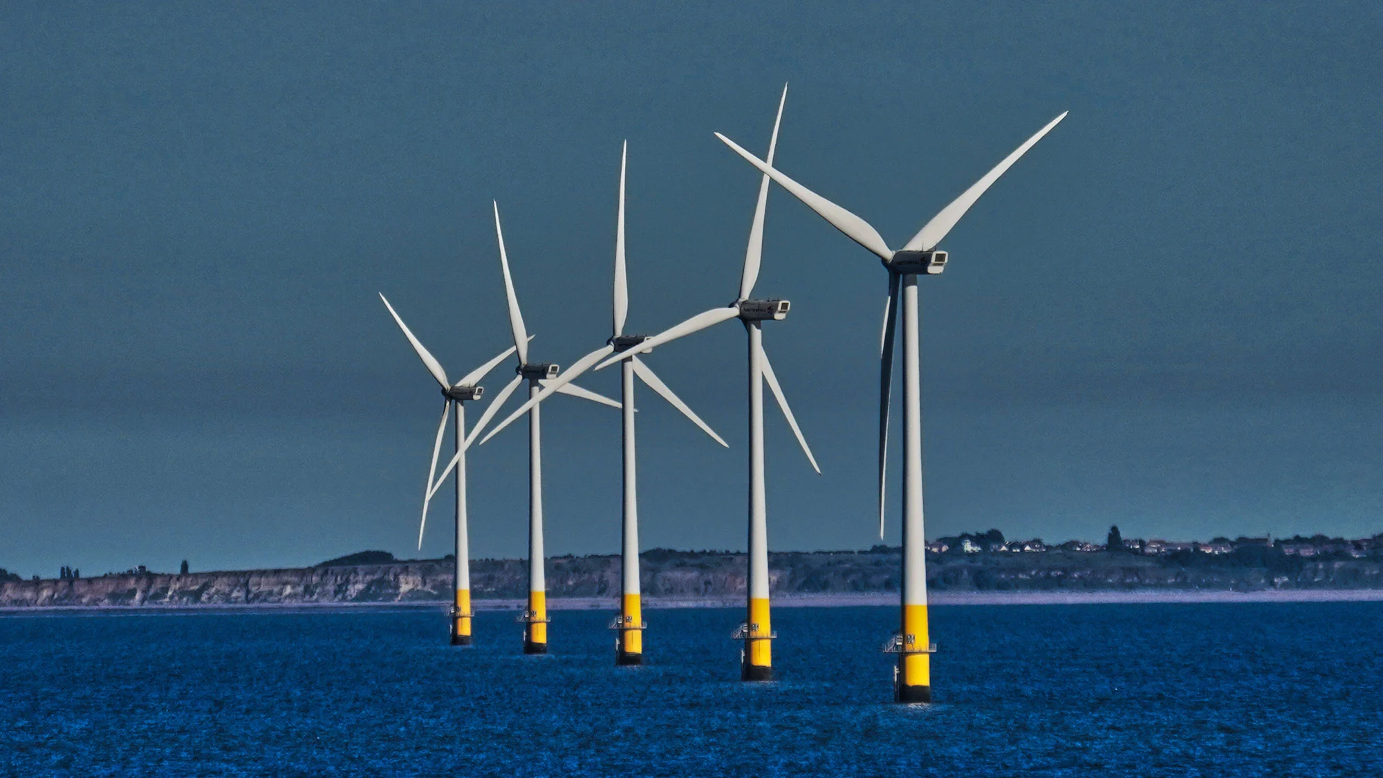 The winning bids for the Massachusetts offshore wind RfP totaled 1.6 GW. l Blackridge Research